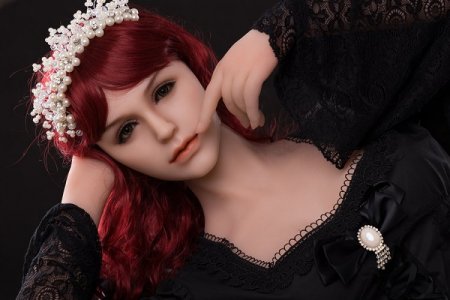 Aintzane:lady doll for sex