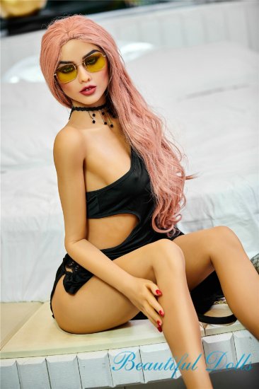 Irontech Kerenza sex doll