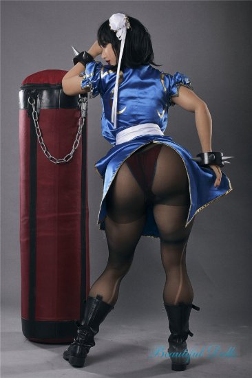 Irontech Street Fighter sex doll Mika