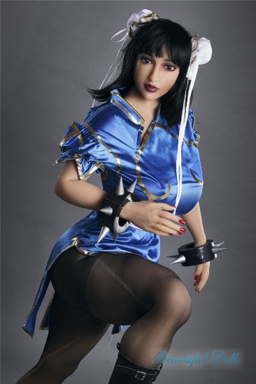 Irontech Street Fighter sex doll Mika