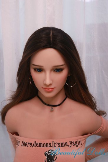 Bettina sexy sex doll