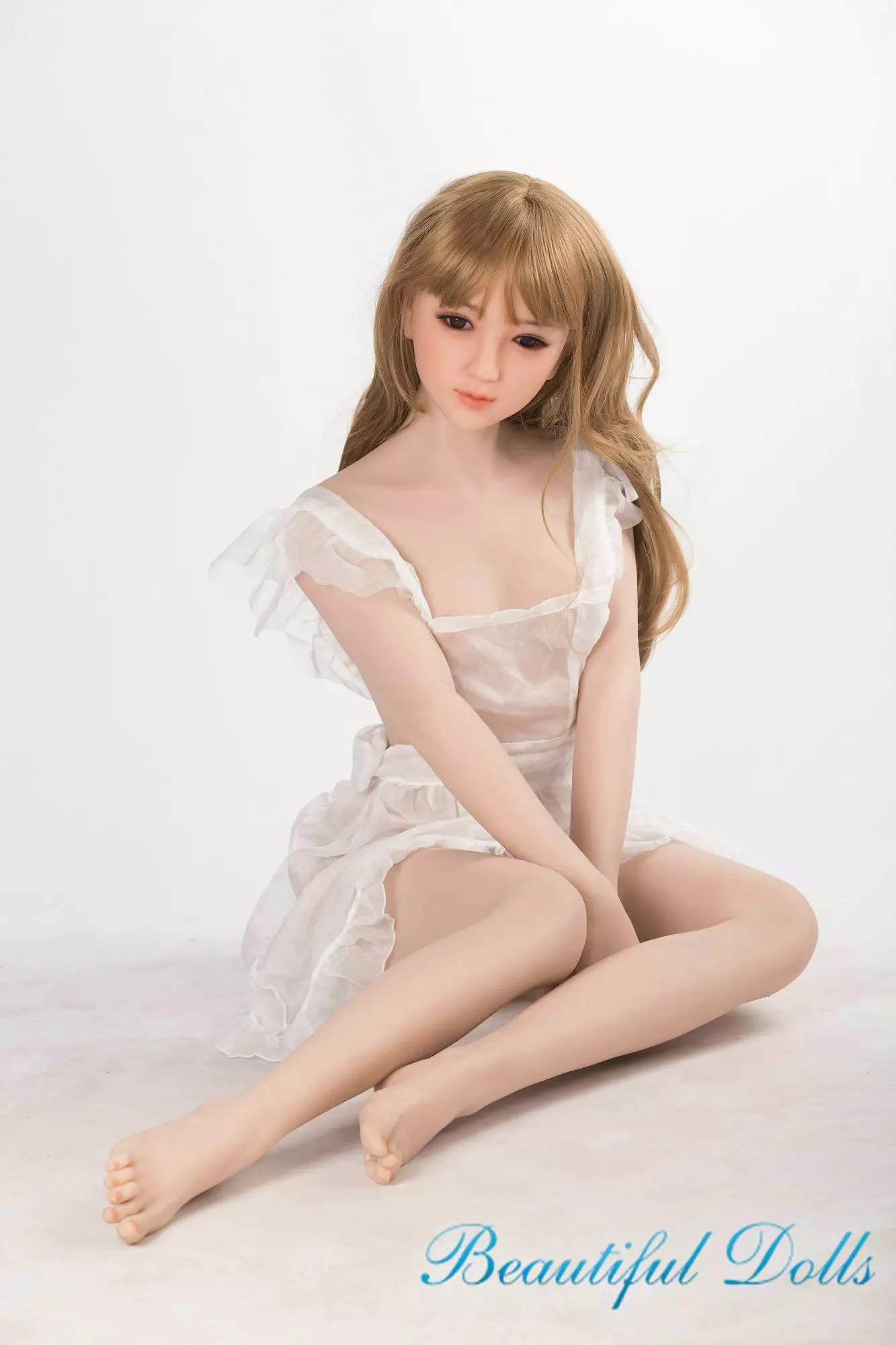 Blodwen:Life-Size Sexdoll with Small Breasts