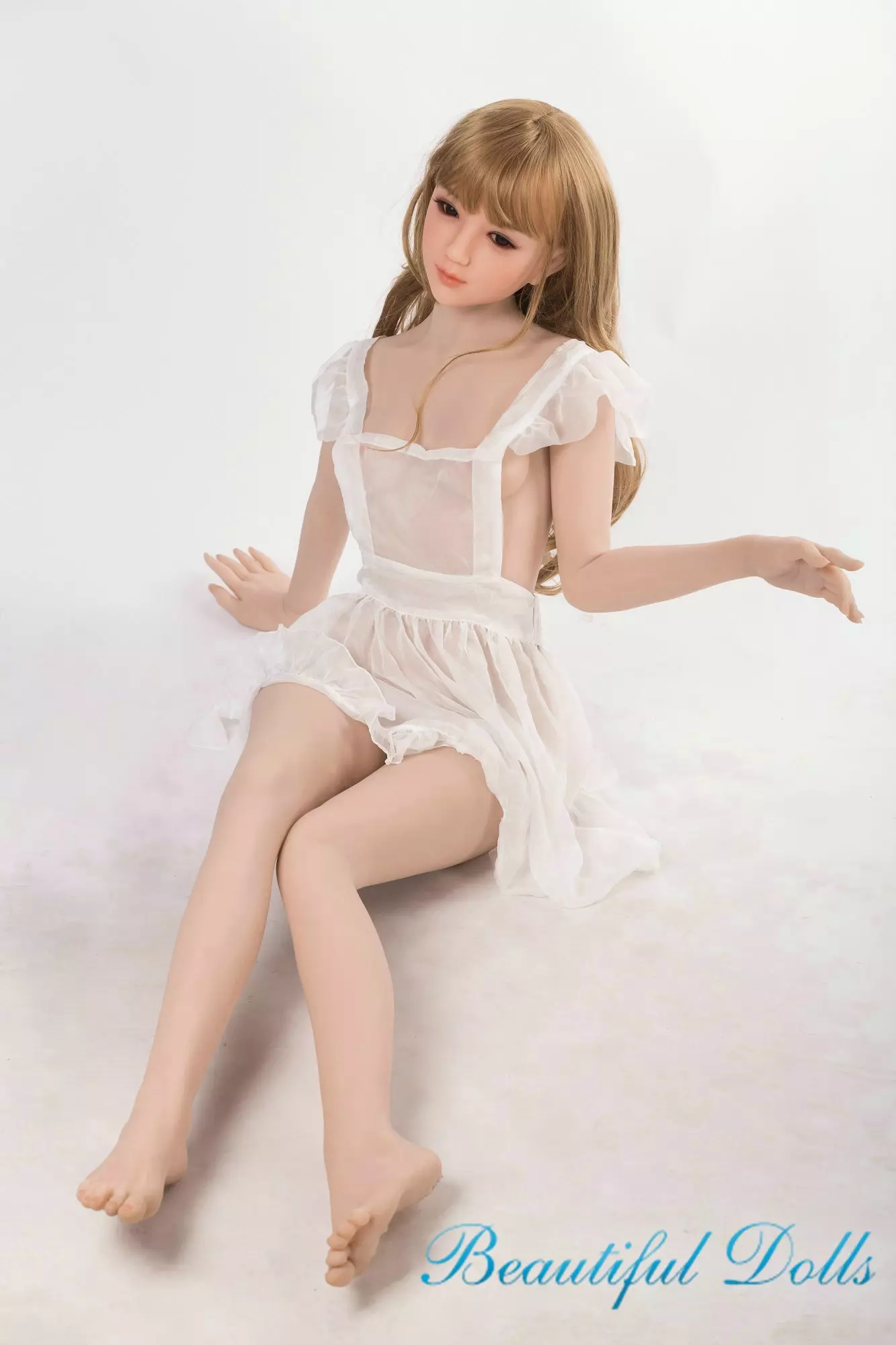 Blodwen:Life-Size Sexdoll with Small Breasts