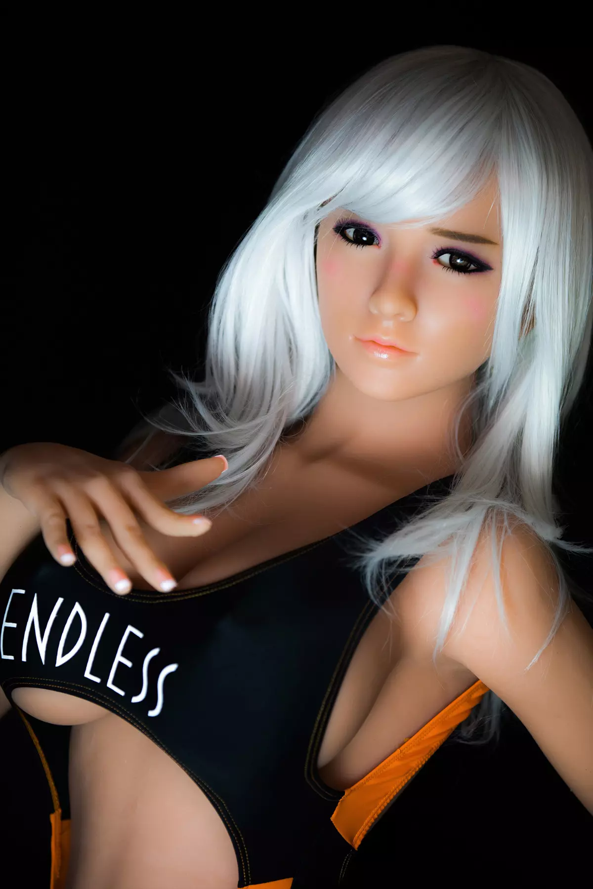 Hermosa sex doll