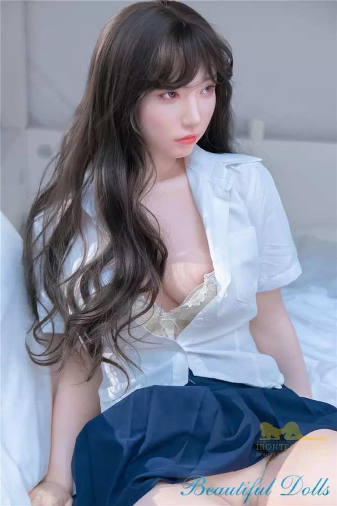 Irontech silicone 168cm Cecily sex doll