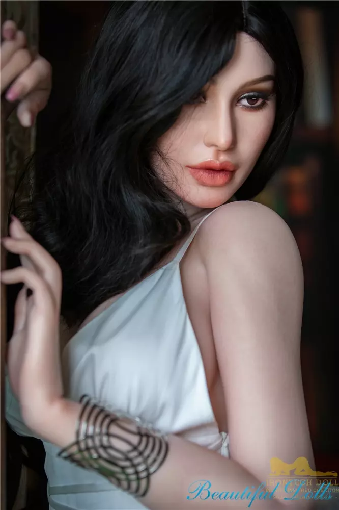 Irontech silicone 165cm Hedy sex doll