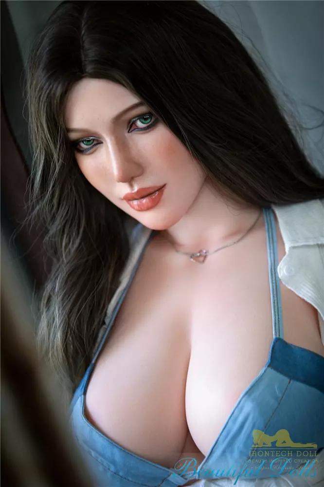 Irontech silicone 165cm Elaine sex doll