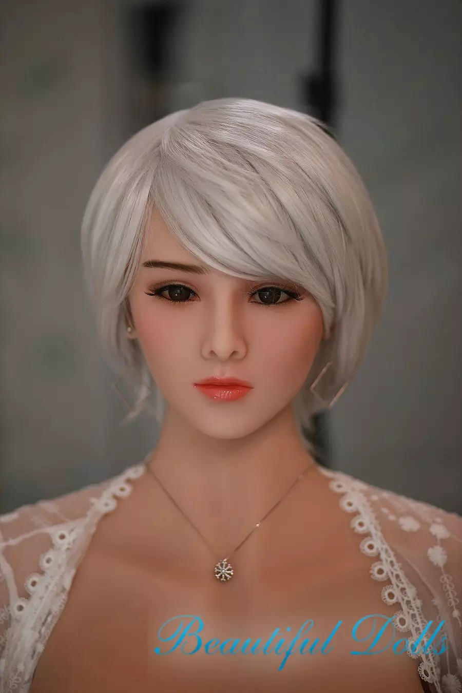 Zoya sex doll