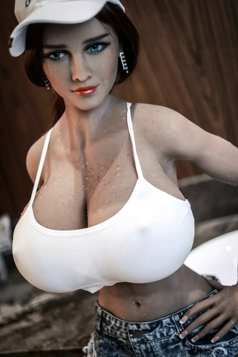 Carlotta sex doll