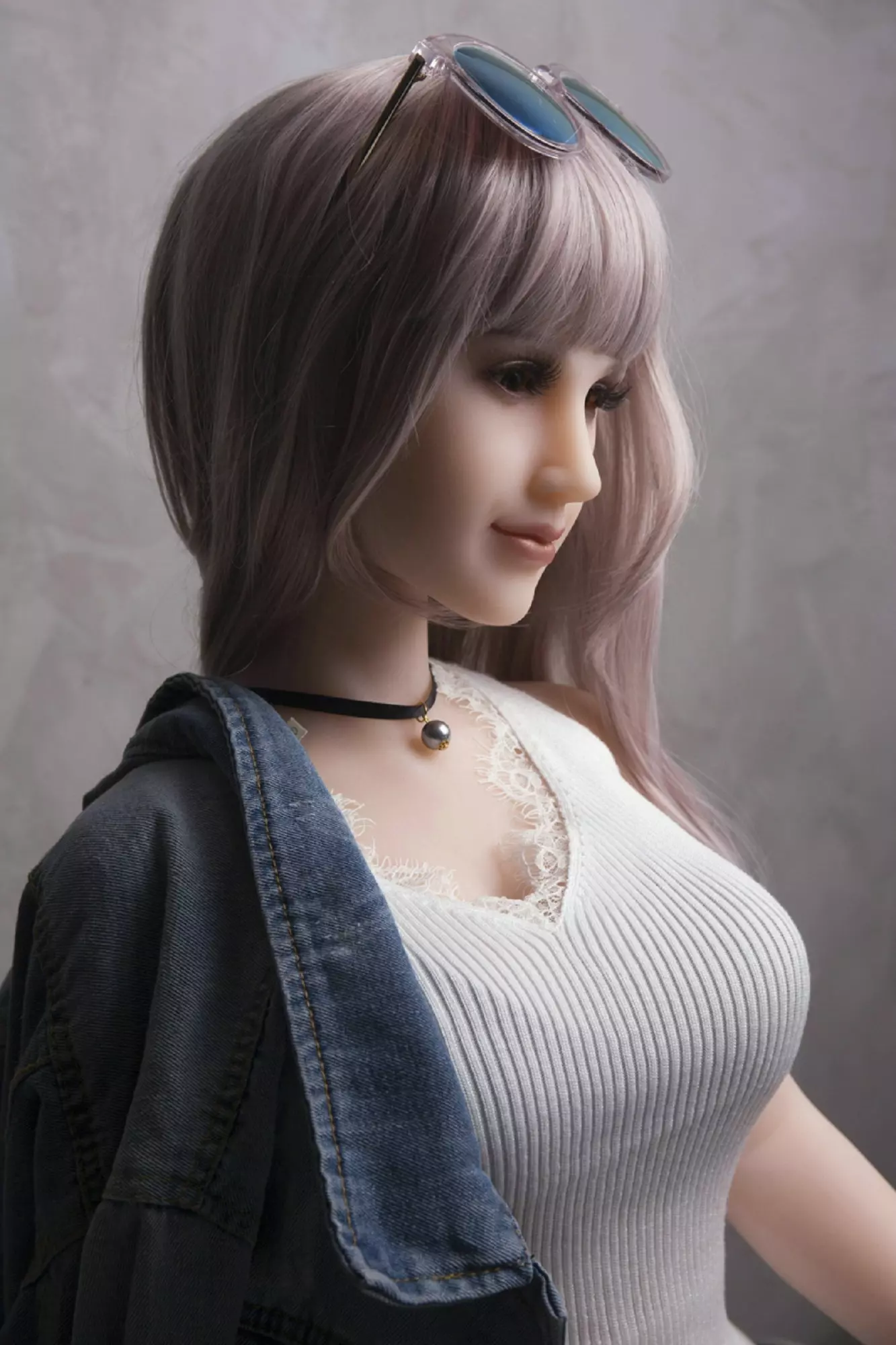 McKenzie:Silicone love doll