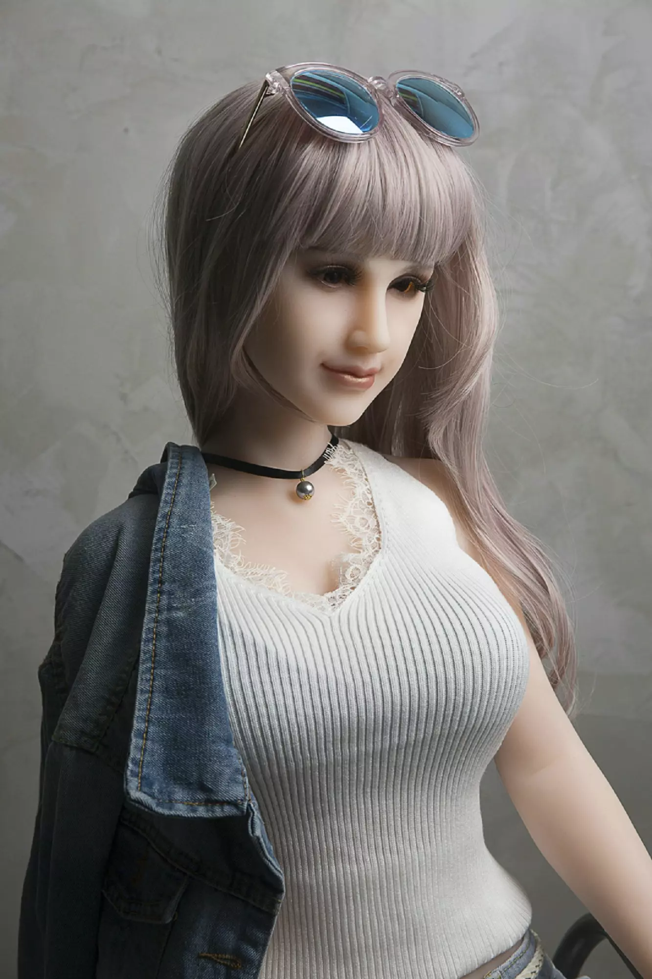 McKenzie:Silicone love doll