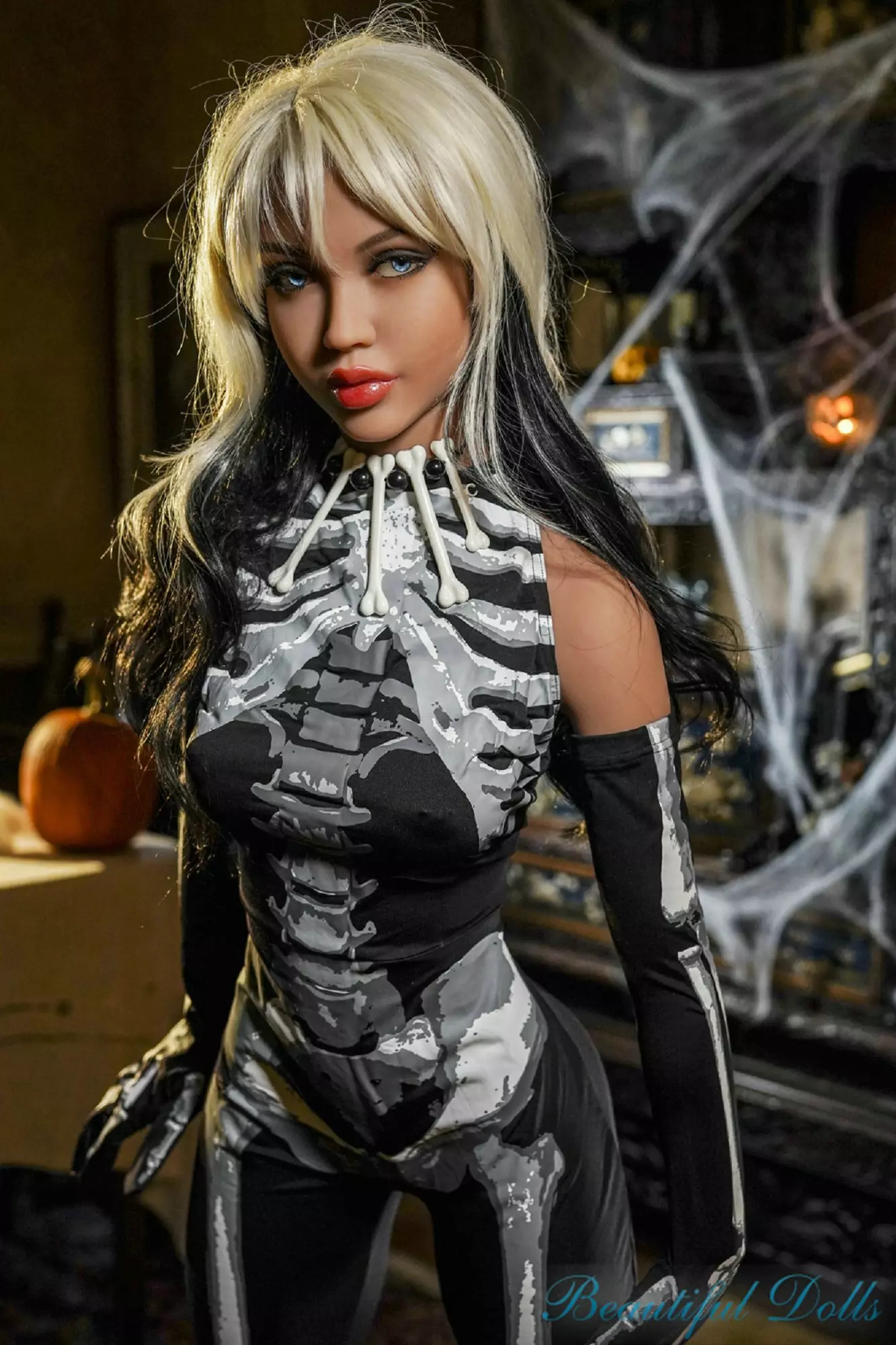 YL 151cm Stephaine in Halloween